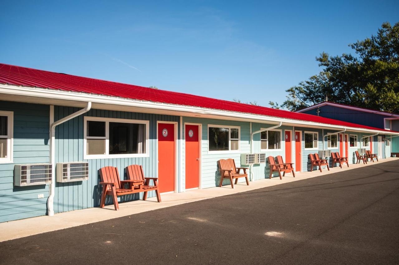 Hebridean Motel Port Hood Exterior photo